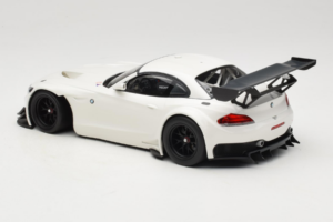 BMW Z4 GT3 E89 Valge Minichamps 1:18 151122301 Metall - pilt 5/6