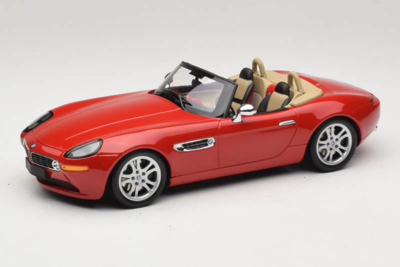 BMW Z8 Punane Minichamps 1:18 155024230 Metall