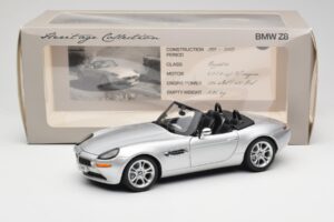 BMW Z8 E52 Kabriolett Hõbedane Kyosho 1:18 80432411551 Metall - pilt 8/8