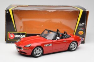 BMW Z8 E52 Punane Metallik Bburago 1:18 18-12032 Metall - pilt 8/8
