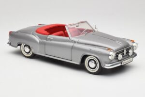 Borgward Isabella Kabriolett Hõbedane Revell 1:18 8411 Metall - pilt 6/8
