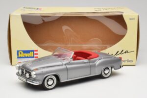 Borgward Isabella Kabriolett Hõbedane Revell 1:18 8411 Metall - pilt 8/8