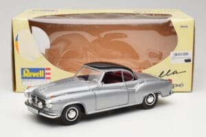 Borgward Isabella Coupe Hall & Must Revell 1:18 8989 Metall - pilt 2/8