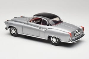 Borgward Isabella Coupe Hall & Must Revell 1:18 8989 Metall - pilt 4/8