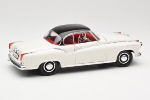 Borgward Isabella Coupe Valge Revell 1:18 08982-W1 Metall - pilt 3/8