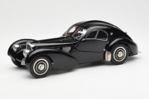 Bugatti 57SC Atlantic Must CMC 1:18 M-085 Metall