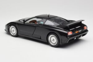 Bugatti EB110 Must Bburago 1:18 3055 Metall - pilt 7/8