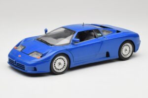 Bugatti EB110 Tumesinine Bburago 1:18 3035-DB Metall
