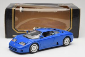 Bugatti EB110 Tumesinine Bburago 1:18 3035-DB Metall - pilt 8/8