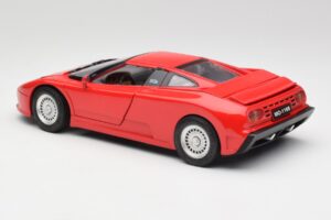 Bugatti EB110 SS Punane Anson 1:18 30303-W-M1 Metall - pilt 7/8