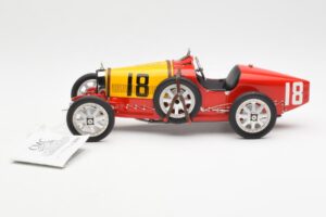 Bugatti T35 National Colors Spain CMC 1:18 M-100-B-016 Metall - pilt 3/6