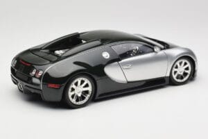 Bugatti Veyron Edition Centenaire Chrome Green Minichamps 1:18 100110852 Metall - pilt 3/8