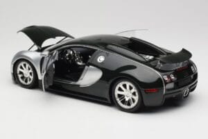 Bugatti Veyron Edition Centenaire Chrome Green Minichamps 1:18 100110852 Metall - pilt 5/8