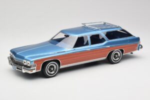 Buick Estate Wagon Light Blue Metallic BoS Models 1:18 BOS417 Vaik