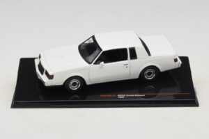 Buick Grand National Valge IXO 1:43 CLC576N Metall