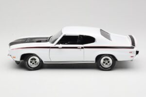 Buick GSX Valge American Muscle 1:18 AMM1322/06 Metall - pilt 4/8