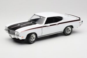 Buick GSX Valge American Muscle 1:18 AMM1322/06 Metall
