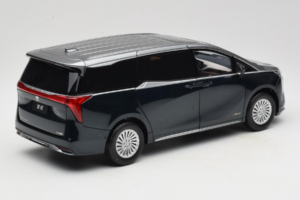 Buick MPV Pruun OEM 1:18 GI-20220753 Metall - pilt 3/8