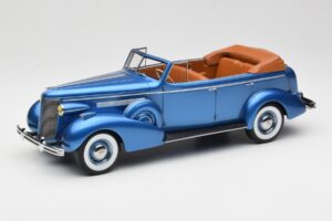 Buick Roadmaster 80-C Four Door Phaeton Blue Metallic BoS Models 1:18 BOS372 Vaik