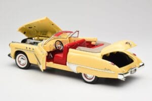 Buick Roadmaster Chrome Yellow Motormax 1:18 23124646-M17 Metall - pilt 5/8