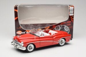 Buick Skylark Punane Motormax 1:18 411393-M1 Metall - pilt 8/8