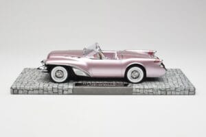 Buick Wildcat II Concept Salmon Metallic Minichamps 1:18 107141221 Vaik - pilt 3/6