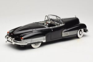 Buick Y-Job Must Anson 1:18 30409 Metall - pilt 3/8