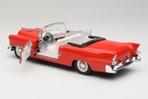 Cadillac Kabriolett Punane James Dean Solido 1:18 98019 Metall - pilt 5/8
