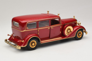 Cadillac Deluxe Tudor Riigilimusiин Puyi Viimane Hiina Keiser Sun Star 1:18 4100 Metall - pilt 3/9