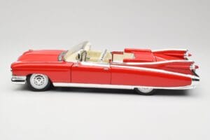Cadillac Eldorado Biarritz Bolero Red Maisto 1:18 31813 Metall - pilt 4/8