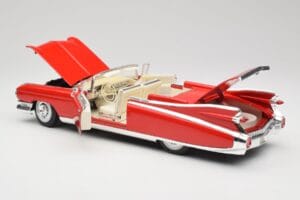Cadillac Eldorado Biarritz Bolero Red Maisto 1:18 31813 Metall - pilt 5/8