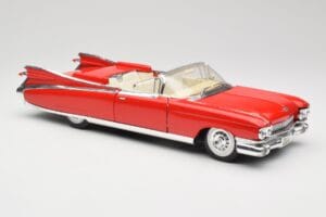 Cadillac Eldorado Biarritz Bolero Red Maisto 1:18 31813 Metall - pilt 6/8