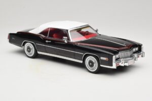 Cadillac Eldorado Kabriolett Must MCG 1:18 MCG18473 Metall - pilt 6/8