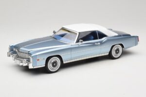 Cadillac Eldorado Kabriolett Sinine MCG 1:18 MCG18472 Metall - pilt 2/7