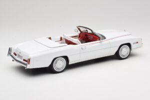Cadillac Eldorado Kabriolett Valge MCG 1:18 MCG18474 Metall - pilt 2/7