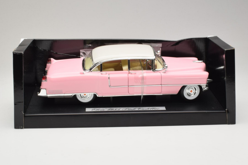 Cadillac Elvis Presley's Roosa MRC 1:18 79201 Metall