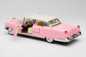 Cadillac Fleetwood Elvis Presley Roosa MRC 1:18 LIC1000 Metall - pilt 5/8