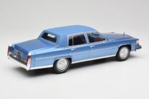 Cadillac Fleetwood Brougham Sinine Metallik MCG 1:18 MCG18252 Metall - pilt 2/6