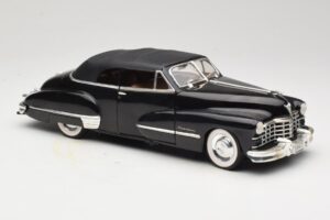 Cadillac Series 62 Must Anson 1:18 30345 Metall - pilt 6/8