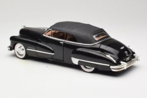 Cadillac Series 62 Must Anson 1:18 30345 Metall - pilt 7/8