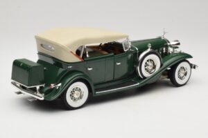 Cadillac Sport Phaeton Roheline Anson 1:18 30383 Metall - pilt 4/9
