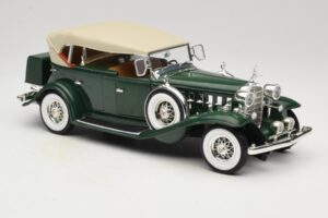 Cadillac Sport Phaeton Roheline Anson 1:18 30383 Metall - pilt 7/9