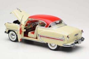 Chevrolet Bel Air Beež Sun Star 1:18 1600 Metall - pilt 5/8