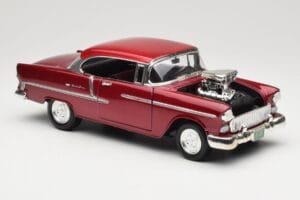 Chevrolet Bel Air Punane Motormax 1:18 73100TC-M1 Metall - pilt 6/8