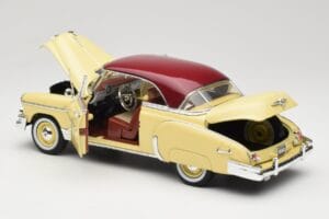 Chevrolet Bel Air Kollane & Punane Motormax 1:18 73111 Metall - pilt 5/8