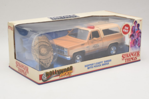 Chevrolet Blazer K5 Politsei Stranger Things Metals Diecast 1:24 31111-24 Metall - pilt 2/3