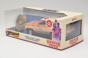 Chevrolet Blazer K5 Politsei Stranger Things Metals Diecast 1:24 31111-24 Metall - pilt 3/3