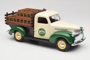 Chevrolet Brasseur Perrier Delivery Van Roheline Solido 1:18 203243 Metall - pilt 6/8