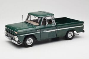 Chevrolet C-10 Roheline Sun Star 1:18 1360 Metall