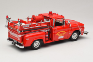 Chevrolet C-20 Fire Truck Sun Star 1:18 1383 Metall - pilt 2/6